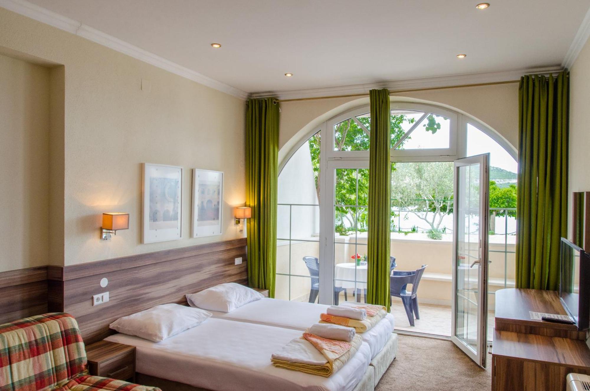 Slavka Guest house 3*